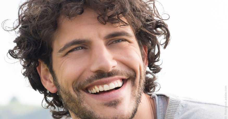 Flirt-Tipps nur für Männer: Mann flirtet.